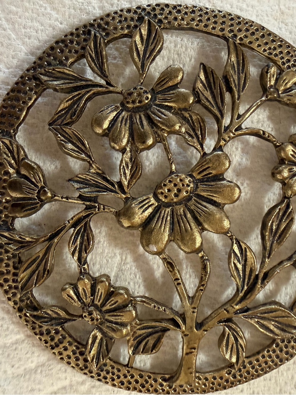 Decorative Metal Floral trivet Accent - Gold